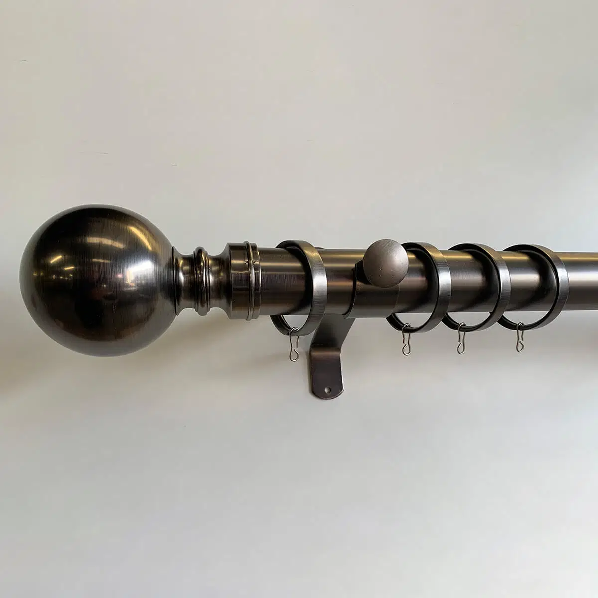 Dynasty-42mm-Antique-Silver-Smooth-Ball Dynasty-42mm-Antique-Silver-Smooth-Ball